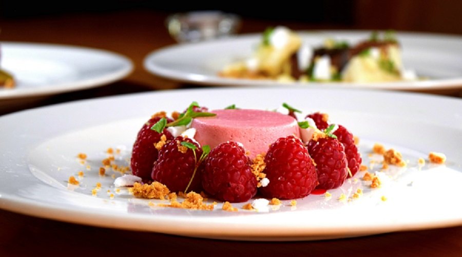 Himbeer-Panna cotta