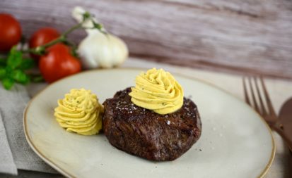 Basilikum-Tomaten-Butter