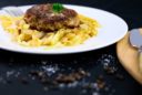 Frikadellen mit Butterweißkohl