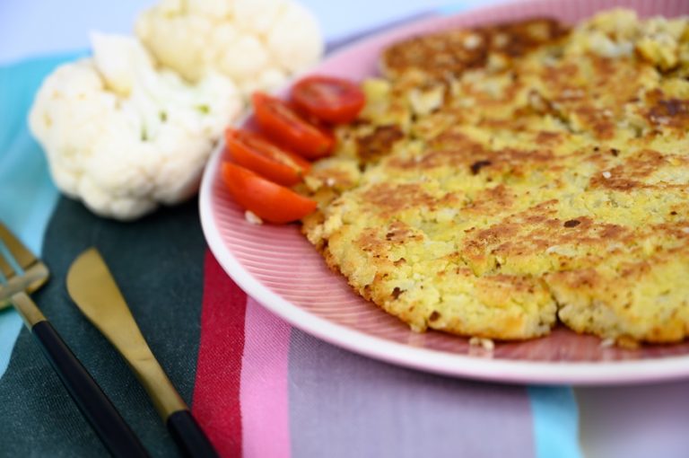 Kohlrabi-Zucchinisalat mit Lachs - LCHF Deutschland