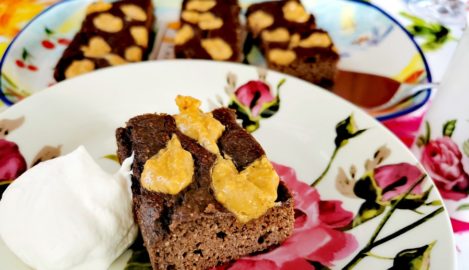 Brownies mit Erdnussbuttertopping