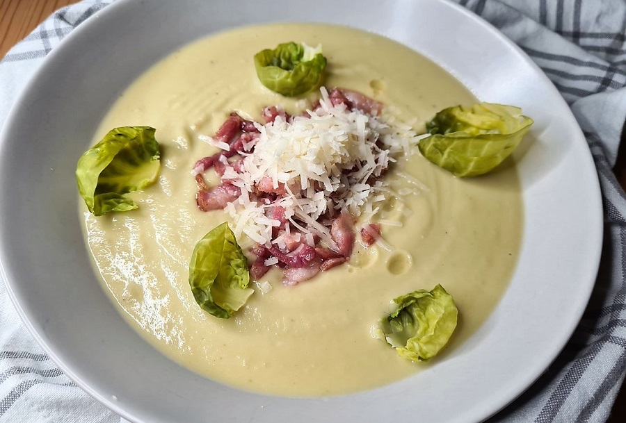 Rosenkohl-Parmesan-Suppe – Single-Portion