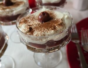 Lebkuchen-Kirsch-Tiramisu