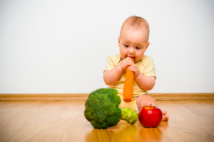Gesunde Ernährung und Gesundheit für Kinder von 0–3 Jahren