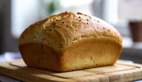 Wie Omas Hefe-Brot – nur keto & über Nacht gezaubert