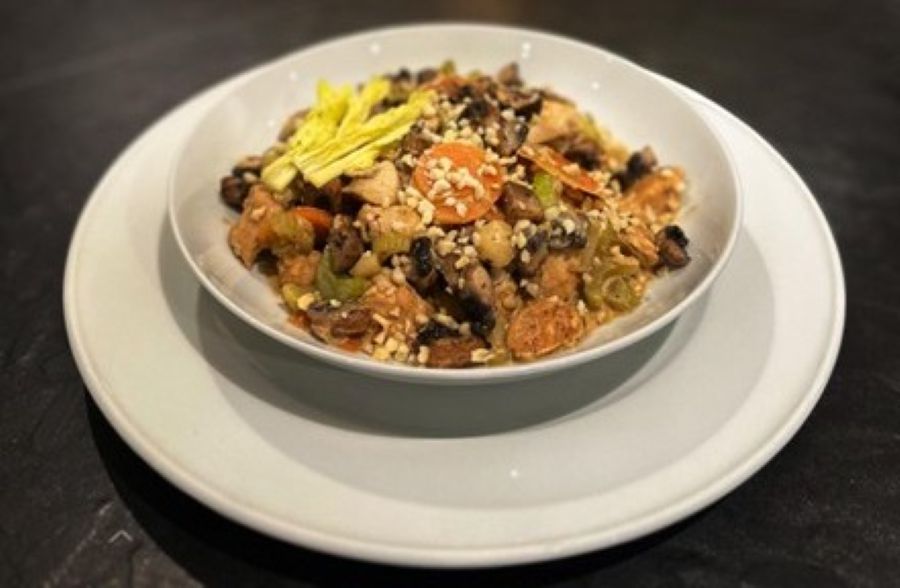 Hähnchenpfanne mit Pilzen und Gemüse