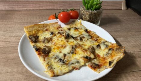 Low-Carb-Champignon-Pizza